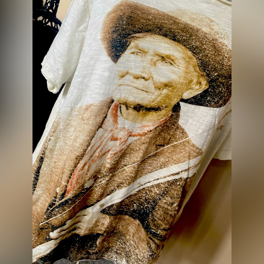 Magnolia Pearl NEW Warrior "GERONIMO" Native American Jersey Tees T-shirt NWT - Picture 2 of 8